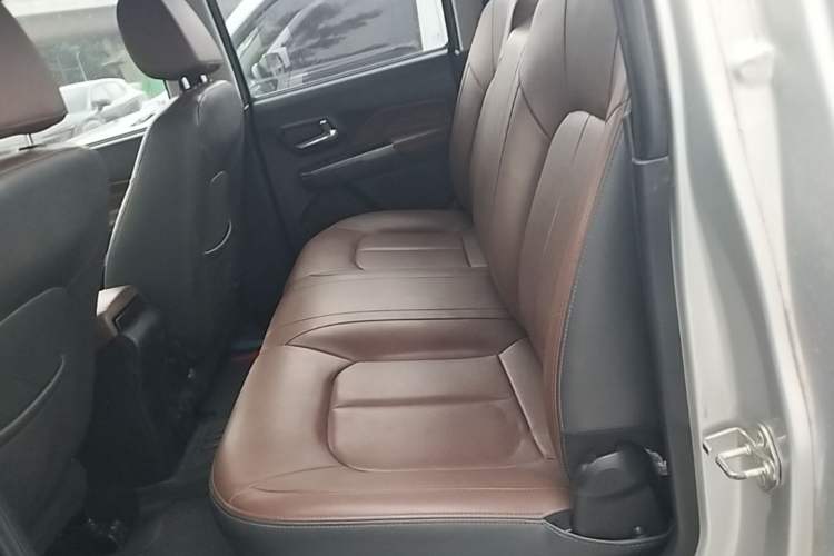 Used Great Wall Wingle 5 2021 2.4L Gasoline 4x4 Elite Version Big Double Cab China VI Emission Standard 4K22D4M Left Rear Seat