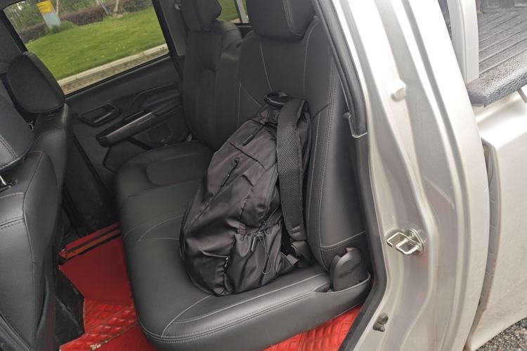 Used Great Wall Wingle 5 2021 1.5T Two-Wheel Drive "Dry Meal" Value Edition with an Extra-Long 1820mm Cargo Bed Equipped with GW4G15K Engine Left Rear Seat