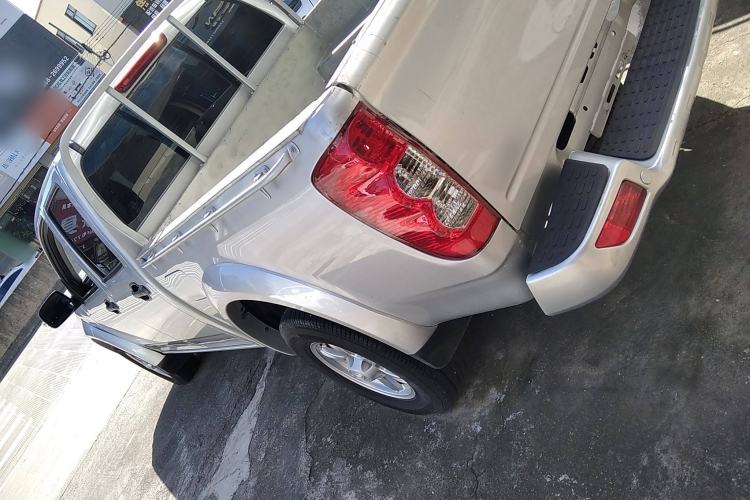 Used Great Wall Wingle 5 2021 2.0T Diesel Two-Wheel Drive Ultra-Value Big Double-Cab China VI GW4D20M Left Side
