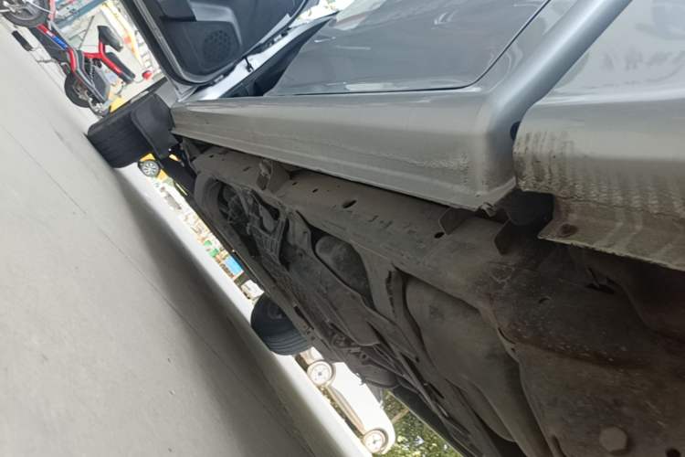 Used Great Wall Wingle 5 2021 2.0T Diesel Two-Wheel Drive Elite Version Big Double Cab China VI Standard GW4D20M Left Side Sill