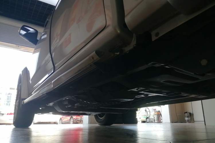 Used Great Wall Wingle 5 2021 2.0T Diesel Two-Wheel Drive Elite Version Big Double Cab China VI Standard GW4D20M Left Side Sill