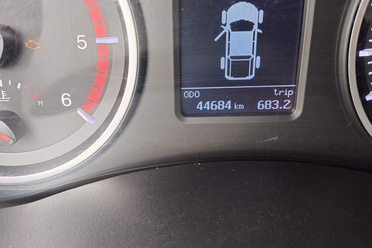 Used Great Wall Wingle 5 2021 2.0T Diesel Two-Wheel Drive Elite Version with Long Cargo Bed China VI Emission Standard GW4D20M Odometer Close Up