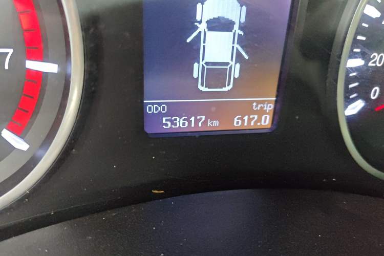 Used Great Wall Wingle 5 2021 1.5T Two-Wheel Drive "Dry Meal" Value Edition with an Extra-Long 1820mm Cargo Bed Equipped with GW4G15K Engine Odometer Close Up