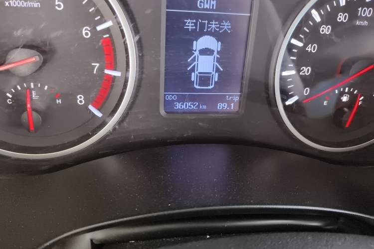 Used Great Wall Wingle 5 2021 1.5T Two-Wheel Drive "Dry Meal" Edition Value Model with a 1680mm Cargo Bed Equipped with GW4G15K Engine Odometer Close Up