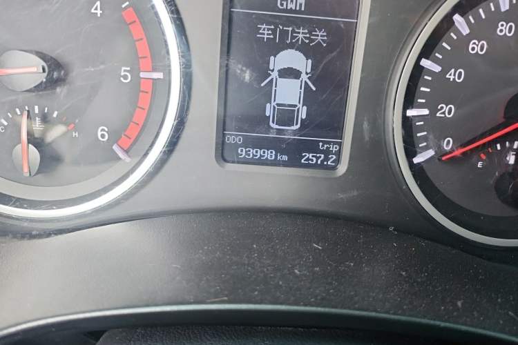 Used Great Wall Wingle 5 2021 2.0T Diesel Two-Wheel Drive Ultra-Value Big Double-Cab China VI GW4D20M Odometer Close Up