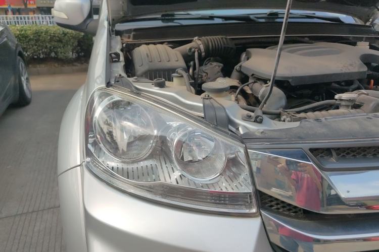 Used Great Wall Wingle 5 2021 2.0T Diesel Two-Wheel Drive Elite Version Big Double Cab China VI Standard GW4D20M Right Front Headlight