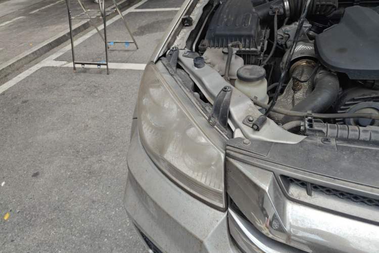 Used Great Wall Wingle 5 2021 2.0T Diesel Two-Wheel Drive Elite Version Big Double Cab China VI Standard GW4D20M Right Front Headlight