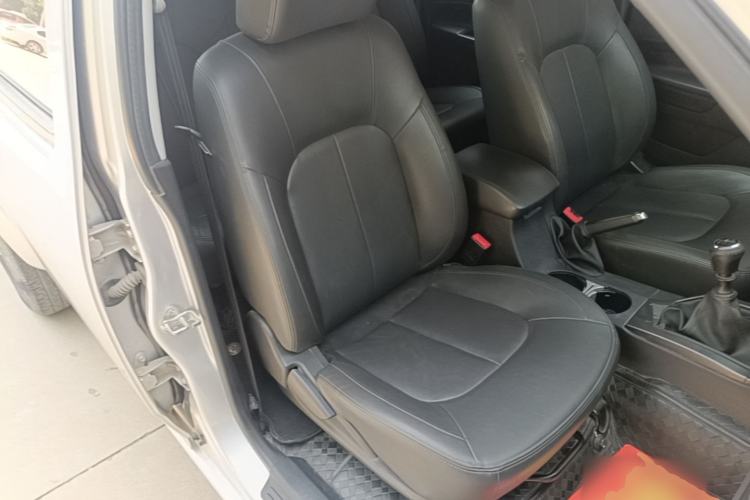 Used Great Wall Wingle 5 2021 2.0T Diesel Two-Wheel Drive Elite Version Big Double Cab China VI Standard GW4D20M Right Front Seat