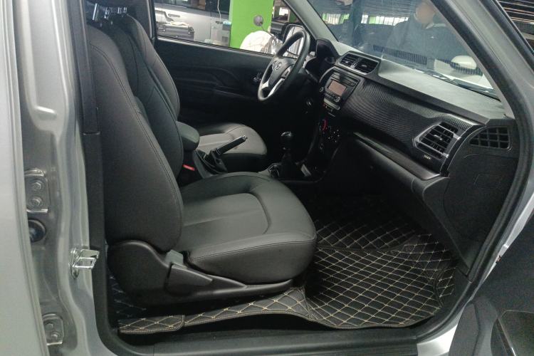 Used Great Wall Wingle 5 2021 2.0T Diesel Two-Wheel Drive Elite Version Big Double Cab China VI Standard GW4D20M Right Front Seat