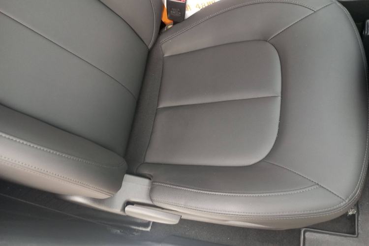 Used Great Wall Wingle 5 2021 2.0T Diesel Two-Wheel Drive Ultra-Value Big Double-Cab China VI GW4D20M Right Front Seat