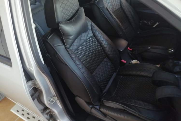 Used Great Wall Wingle 5 2021 2.0T Diesel Two-Wheel Drive Elite Version Big Double Cab China VI Standard GW4D20M Right Front Seat