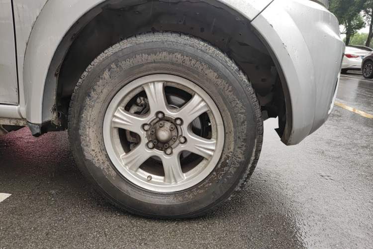 Used Great Wall Wingle 5 2021 2.0T Diesel 4x4 Ultra-Value Big Double-Cab China VI GW4D20M Right Front Wheel Hub