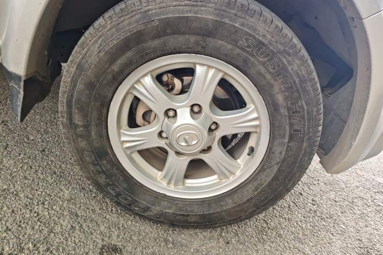Used Great Wall Wingle 5  Right Front Wheel Hub