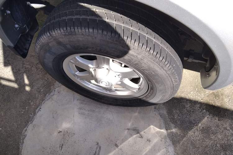 Used Great Wall Wingle 5 2021 2.0T Diesel Two-Wheel Drive Ultra-Value Big Double-Cab China VI GW4D20M Right Rear Wheel Hub