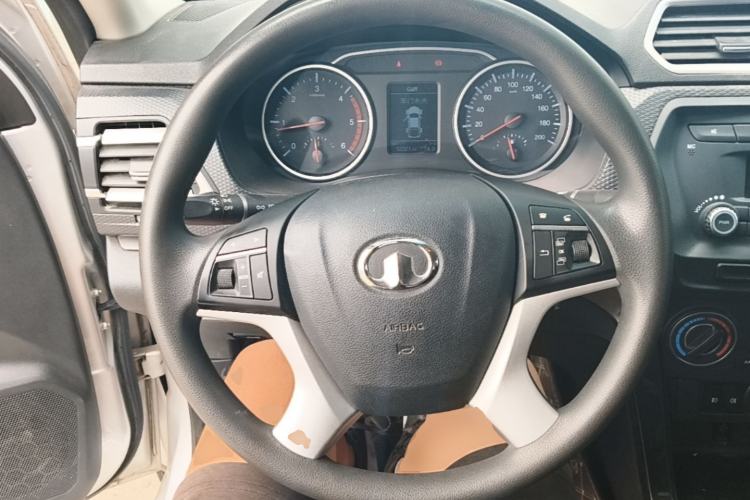 Used Great Wall Wingle 5 2021 2.0T Diesel Two-Wheel Drive Elite Version Big Double Cab China VI Standard GW4D20M Steering Wheel