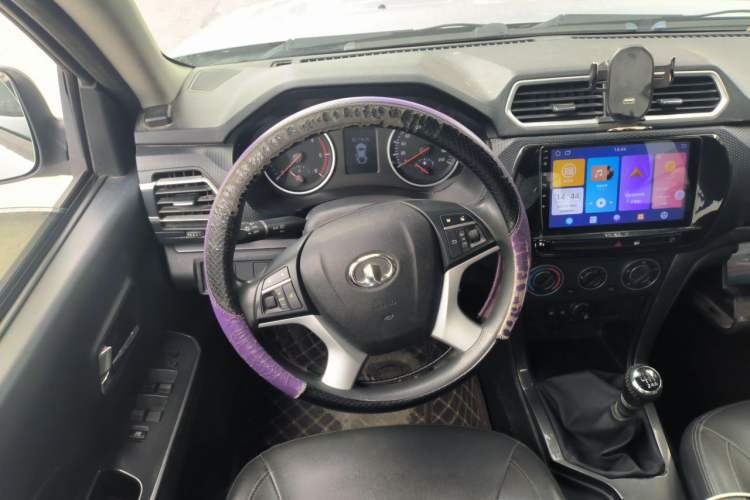 Used Great Wall Wingle 5 2021 2.0T Diesel Two-Wheel Drive Elite Version Big Double Cab China VI Standard GW4D20M Steering Wheel