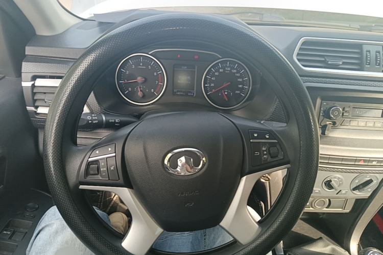 Used Great Wall Wingle 5 2021 1.5T Two-Wheel Drive "Dry Meal" Value Edition with an Extra-Long 1820mm Cargo Bed Equipped with GW4G15K Engine Steering Wheel