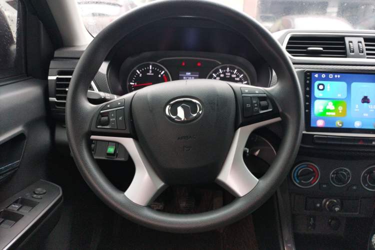 Used Great Wall Wingle 5 2021 2.0T Diesel Two-Wheel Drive Ultra-Value Big Double-Cab China VI GW4D20M Steering Wheel