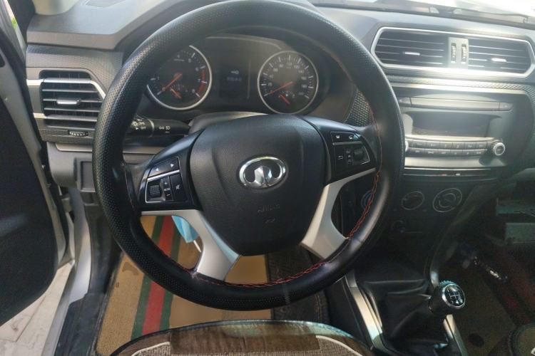Used Great Wall Wingle 5 2021 2.4L Gasoline Two-Wheel-Drive Elite Version Big Double Cab China VI Emission Standard 4K22D4M Steering Wheel