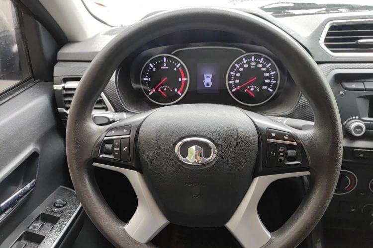 Used Great Wall Wingle 5 2021 2.0T Diesel 4x4 Ultra-Value Big Double-Cab China VI GW4D20M Steering Wheel