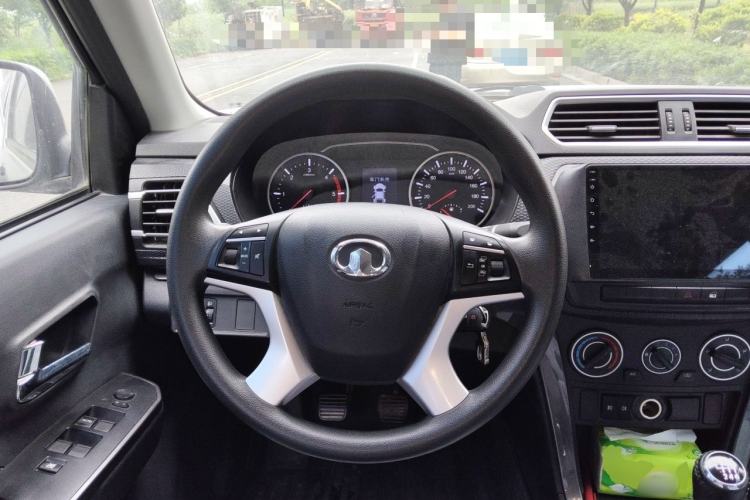 Used Great Wall Wingle 5 2021 2.0T Diesel Two-Wheel Drive Elite Version Big Double Cab China VI Standard GW4D20M Steering Wheel