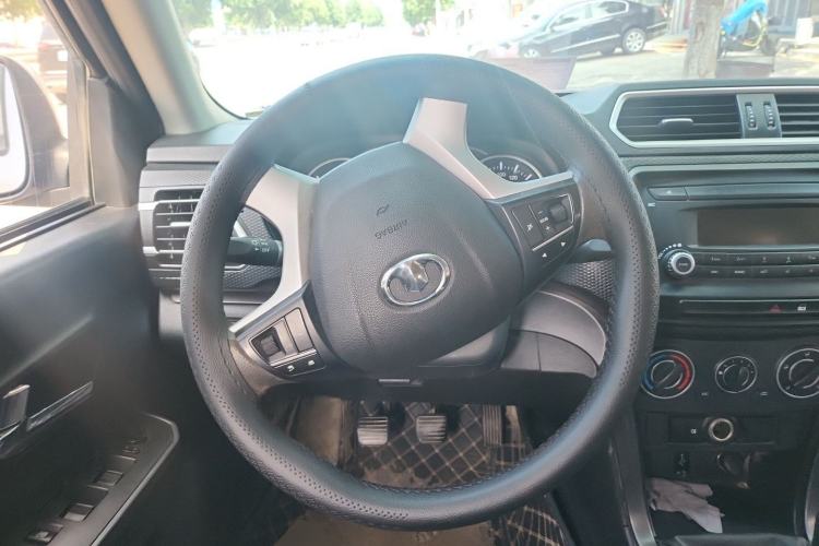 Used Great Wall Wingle 5 2021 2.0T Diesel Two-Wheel Drive Ultra-Value Big Double-Cab China VI GW4D20M Steering Wheel