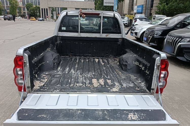 Used Great Wall Wingle 5 2021 2.4L Gasoline Two-Wheel-Drive Progressive Version Big Double Cab China VI Emission Standard 4K22D4M Trunk