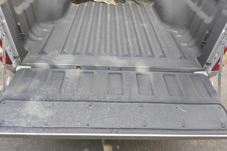 Used Great Wall Wingle 5 2021 2.0T Diesel Two-Wheel Drive Elite Version Big Double Cab China VI Standard GW4D20M Trunk