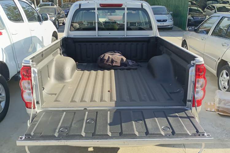 Used Great Wall Wingle 5 2021 1.5T Two-Wheel Drive "Dry Meal" Value Edition with an Extra-Long 1820mm Cargo Bed Equipped with GW4G15K Engine Trunk