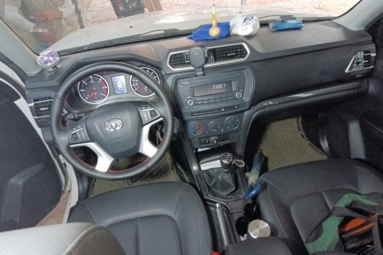 Used Great Wall Wingle 5 2021 2.0T Diesel Two-Wheel Drive Ultra-Value Big Double-Cab China VI GW4D20M Center Console