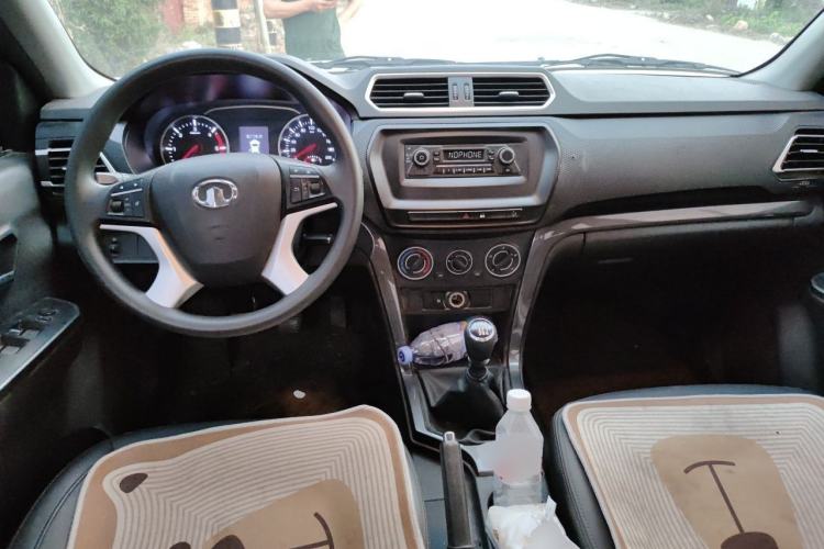 Used Great Wall Wingle 5 2021 2.0T Diesel Two-Wheel Drive Ultra-Value Big Double-Cab China VI GW4D20M Center Console
