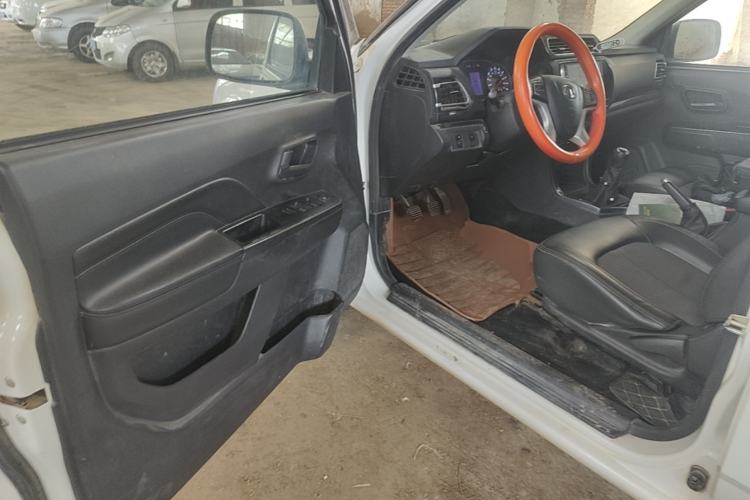 Used Great Wall Wingle 5 2021 1.5T Two-Wheel Drive "Dry Meal" Elite Version with 1820mm Cargo Bed GW4G15K Driver Seat