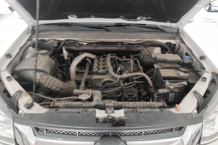 Used Great Wall Wingle 5 2021 1.5T Two-Wheel Drive "Dry Meal" Value Edition with an Extra-Long 1820mm Cargo Bed Equipped with GW4G15K Engine Engine Bay