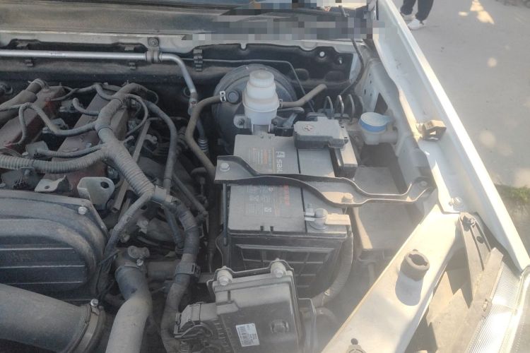 Used Great Wall Wingle 5 2021 2.4L Gasoline Two-Wheel-Drive Progressive Version Big Double Cab China VI Emission Standard 4K22D4M Engine Bay Left