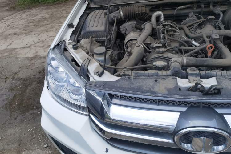 Used Great Wall Wingle 5 2021 2.0T Diesel 4x4 Ultra-Value Big Double-Cab China VI GW4D20M Engine Bay Right