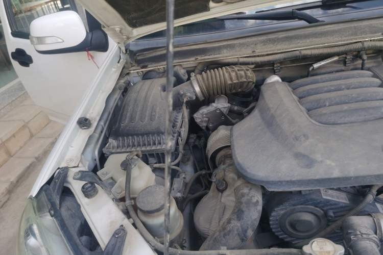 Used Great Wall Wingle 5 2021 2.0T Diesel Two-Wheel Drive Elite Version Big Double Cab China VI Standard GW4D20M Engine Bay Right