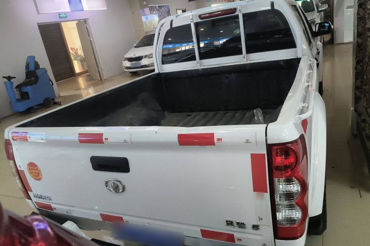 Used Great Wall Wingle 5 2021 2.0T Diesel Two-Wheel Drive Elite Version Big Double Cab China VI Standard GW4D20M Exterior 4