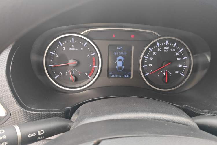 Used Great Wall Wingle 5 2021 1.5T Two-Wheel Drive "Dry Meal" Edition Value Model with a 1680mm Cargo Bed Equipped with GW4G15K Engine Instrument Cluster