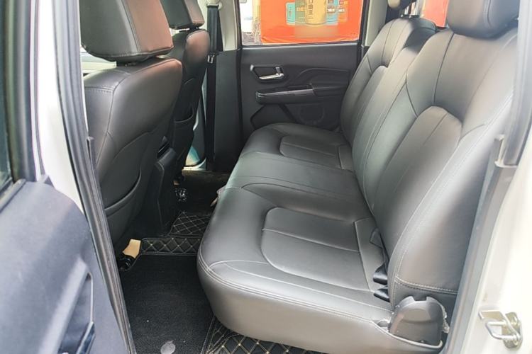 Used Great Wall Wingle 5 2021 2.0T Diesel Two-Wheel Drive Elite Version Big Double Cab China VI Standard GW4D20M Left Rear Seat
