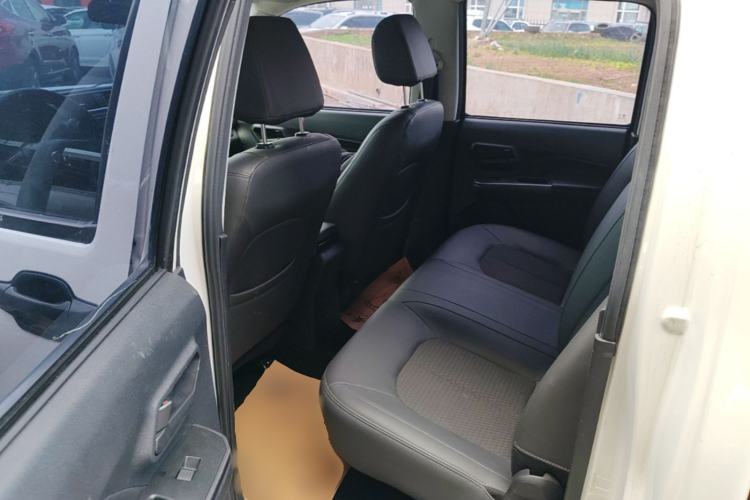 Used Great Wall Wingle 5 2021 1.5T Two-Wheel Drive "Dry Meal" Value Edition with an Extra-Long 1820mm Cargo Bed Equipped with GW4G15K Engine Left Rear Seat