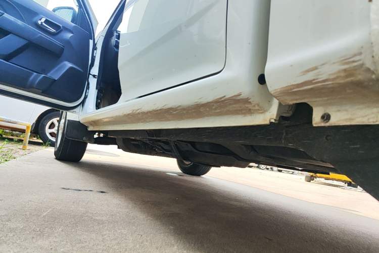 Used Great Wall Wingle 5 2021 2.0T Diesel Two-Wheel Drive Elite Version Big Double Cab China VI Standard GW4D20M Left Side Sill