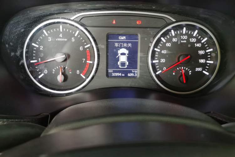 Used Great Wall Wingle 5 2021 1.5T Two-Wheel Drive "Dry Meal" Value Edition with an Extra-Long 1820mm Cargo Bed Equipped with GW4G15K Engine Odometer Close Up
