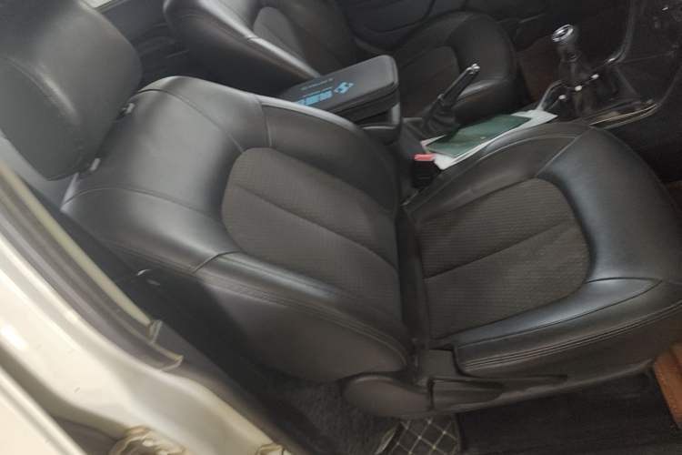 Used Great Wall Wingle 5 2021 1.5T Two-Wheel Drive "Dry Meal" Elite Version with 1820mm Cargo Bed GW4G15K Right Front Seat