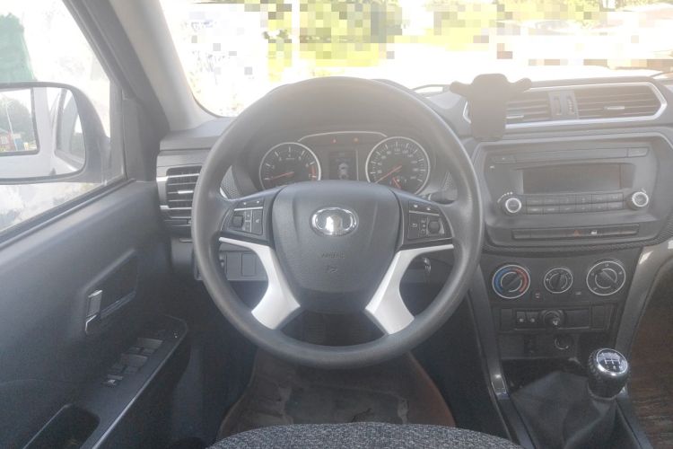 Used Great Wall Wingle 5 2021 2.4L Gasoline Two-Wheel-Drive Progressive Version Big Double Cab China VI Emission Standard 4K22D4M Steering Wheel