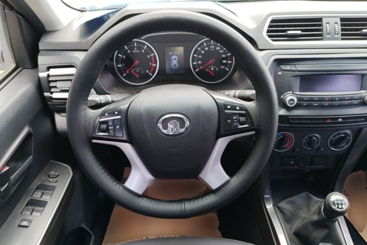Used Great Wall Wingle 5 2021 1.5T Two-Wheel Drive "Dry Meal" Value Edition with an Extra-Long 1820mm Cargo Bed Equipped with GW4G15K Engine Steering Wheel