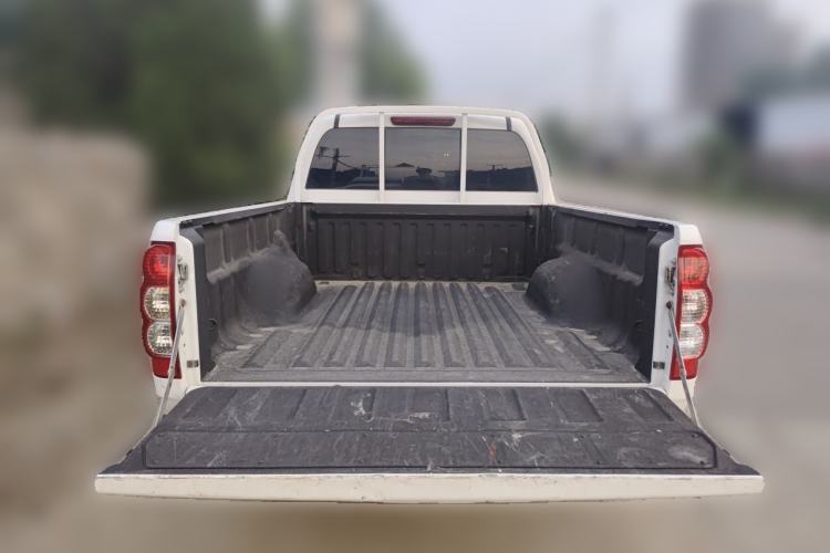 Used Great Wall Wingle 5 2021 2.0T Diesel Two-Wheel Drive Ultra-Value Big Double-Cab China VI GW4D20M Trunk