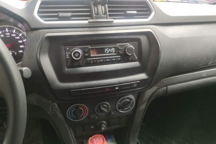 Used Great Wall Wingle 5 2023 2.0T Diesel Two-Wheel Drive Advanced Big Double Audio And AC Panel