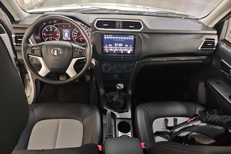 Used Great Wall Wingle 5 2023 2.0T Diesel Two-Wheel Drive Advanced Big Double Center Console