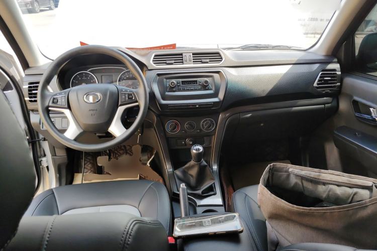 Used Great Wall Wingle 5 2023 "Dry Meal" Version 1.5T Gasoline Two-Wheel-Drive Advanced Large Double Center Console