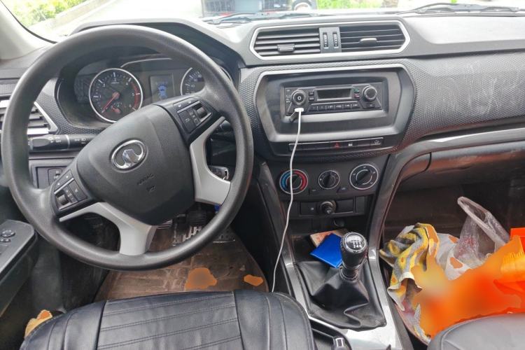 Used Great Wall Wingle 5 2023 2.0T Diesel Two-Wheel Drive Advanced Big Double Center Console